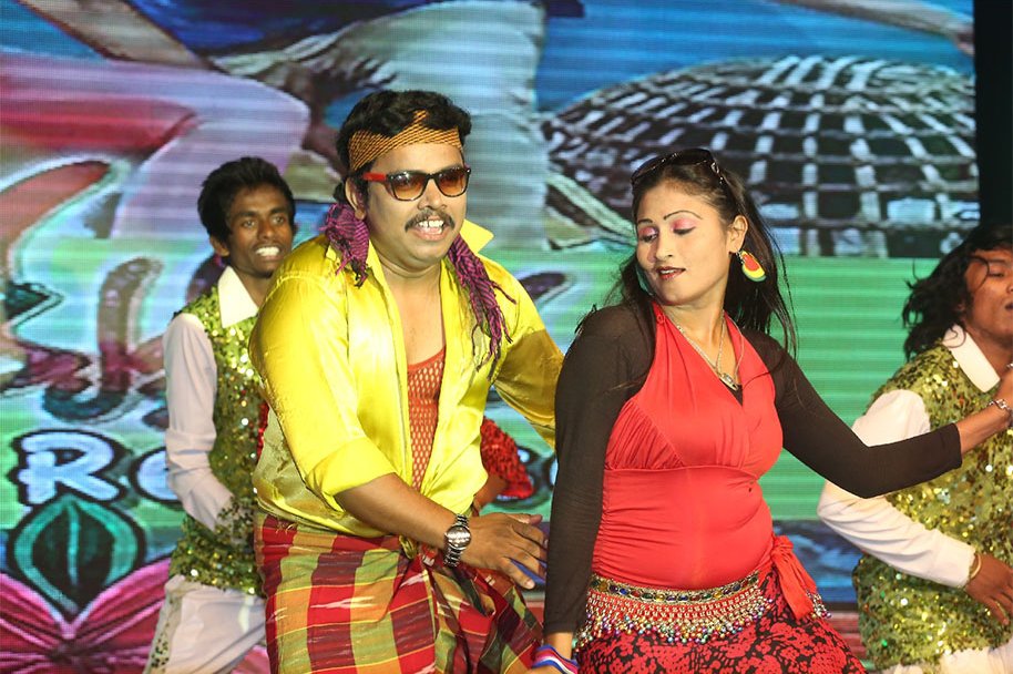 Sampu-Babu-Performance-at-Ra-Ra-Krishnayya-Audio